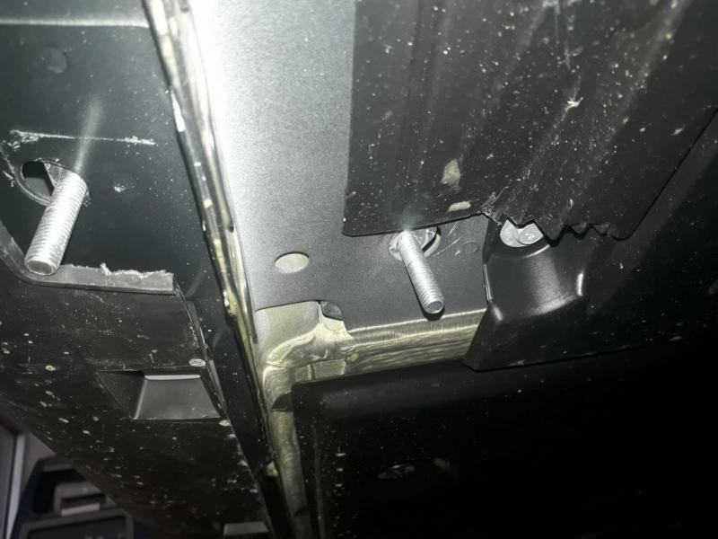 Купити Бокові пороги Maydos V2 (2 шт., Алюміній -2025 нерж) З пофарбованим листям на дверях для Ford Kuga/Escape 2013-2019 рр