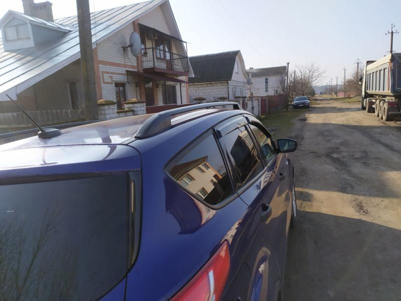 Купить Рейлинги Skyport (черные) для Ford Kuga/Escape 2013-2019 гг