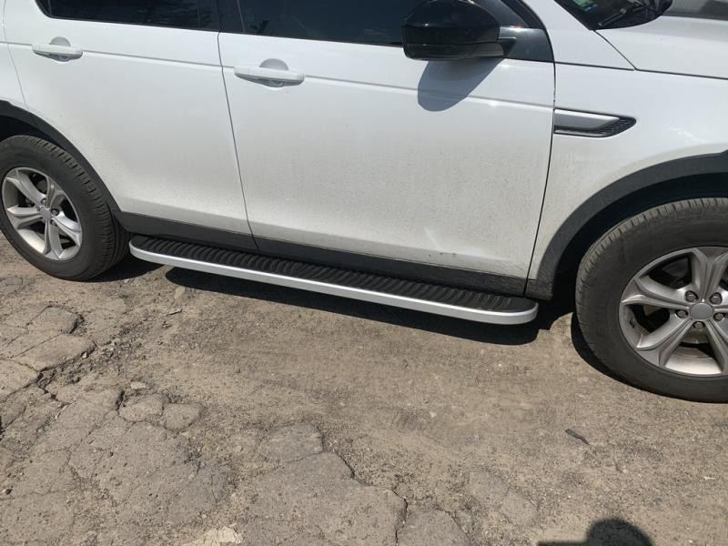 Купить Боковые пороги Tayga Grey (2 шт., алюминий) 2019-2025 для Land Rover Discovery Sport