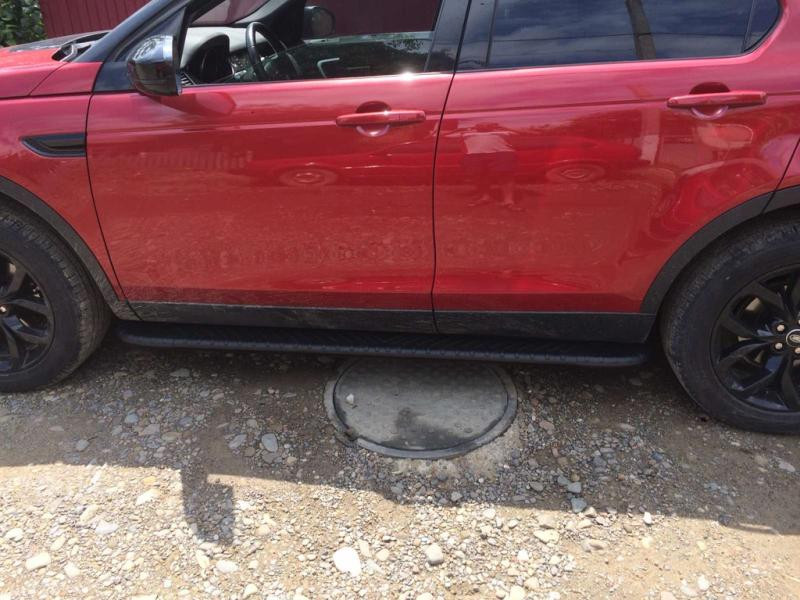 Купити Бокові пороги Bosphore Black (2 шт., Алюміній) 2014-2019 для Land Rover Discovery Sport
