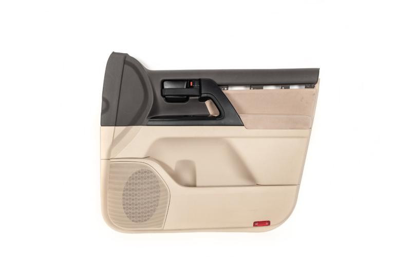 Купить Обшивка двери без деревянной вставки (1 шт) для Toyota Land Cruiser 200