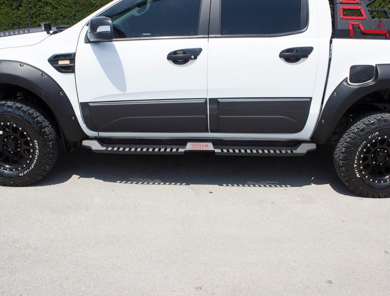 Купить Боковые пороги Dakar V2 без LED (2 шт, металл) для Nissan Navara/NP300 2016- гг