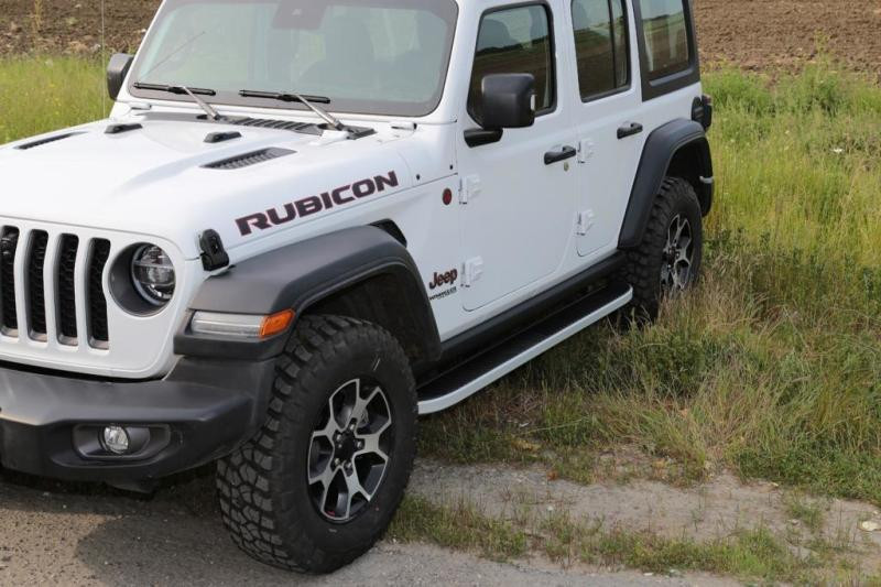 Купити Бокові пороги Tayga Grey (2 шт., Алюміній) для Jeep Wrangler 2018- рр