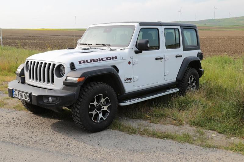 Купити Бокові пороги Tayga V2 (2 шт., Алюміній) для Jeep Wrangler 2018- рр