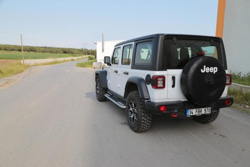 Купити Бокові пороги Tayga V2 (2 шт., Алюміній) для Jeep Wrangler 2018- рр