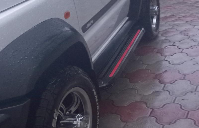 Купить Боковые пороги Maya Red (2 шт., алюминий) для Suzuki Jimny 2018- рр