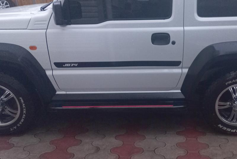 Купить Боковые пороги Maya Red (2 шт., алюминий) для Suzuki Jimny 2018- рр