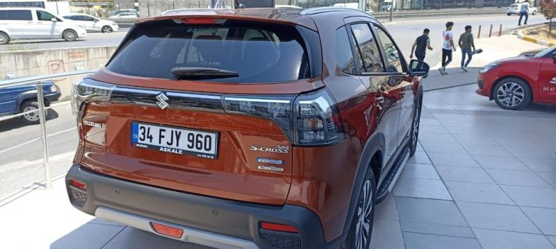 Купити Бокові пороги Duru (2 шт., Алюміній) для Suzuki SX4 S-Cross 2021- рр