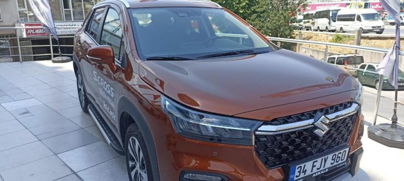 Купити Бокові пороги Duru (2 шт., Алюміній) для Suzuki SX4 S-Cross 2021- рр