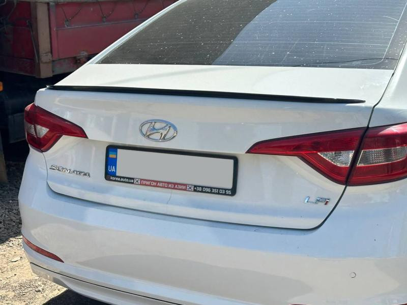 Купити Універсальний спойлер Sunplex 117.9см * 5.5см