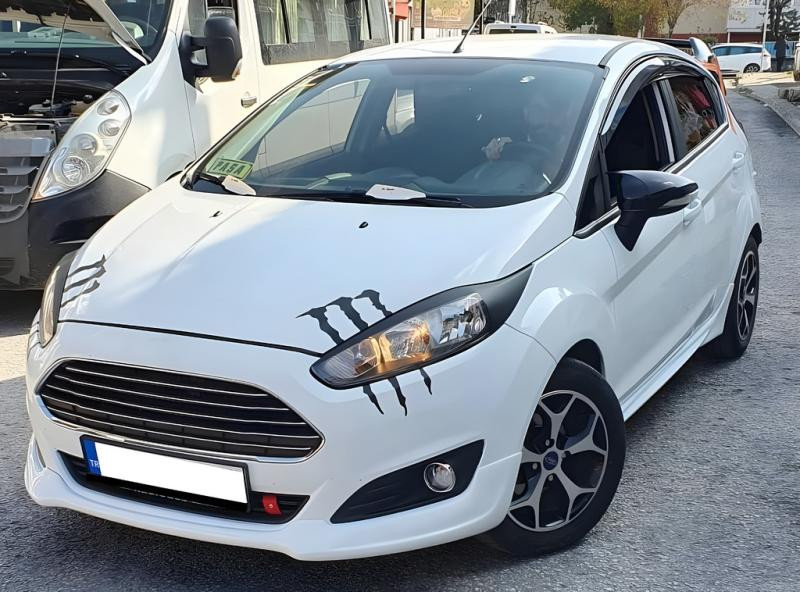 Купити Накладки на дзеркала BMW-Style (2 шт) для Ford Fiesta 2008-2017 рр