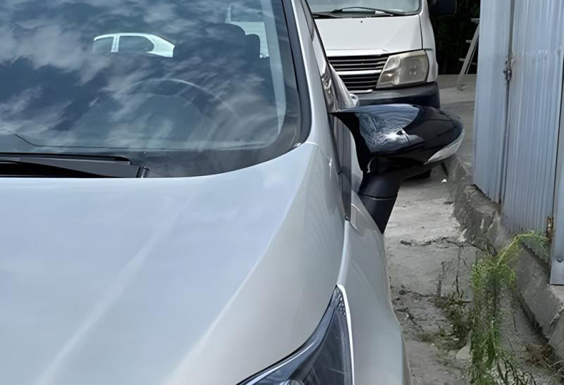 Купити Накладки на дзеркала BMW-Style (2 шт) для Ford Fiesta 2008-2017 рр