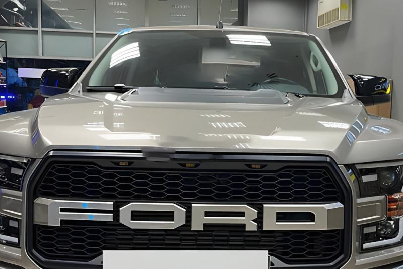 Купити Накладки на дзеркала 2015-2025 (BMW-style, 2 шт) для Ford Ranger рр