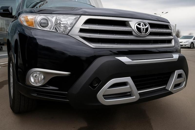 Купить Передняя накладка (2010-2014) для Toyota Highlander