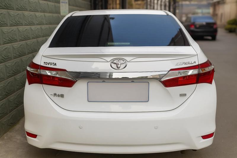 Купити Спойлер Libao (ABS-пластик) для Toyota Corolla 2013-2019 рр