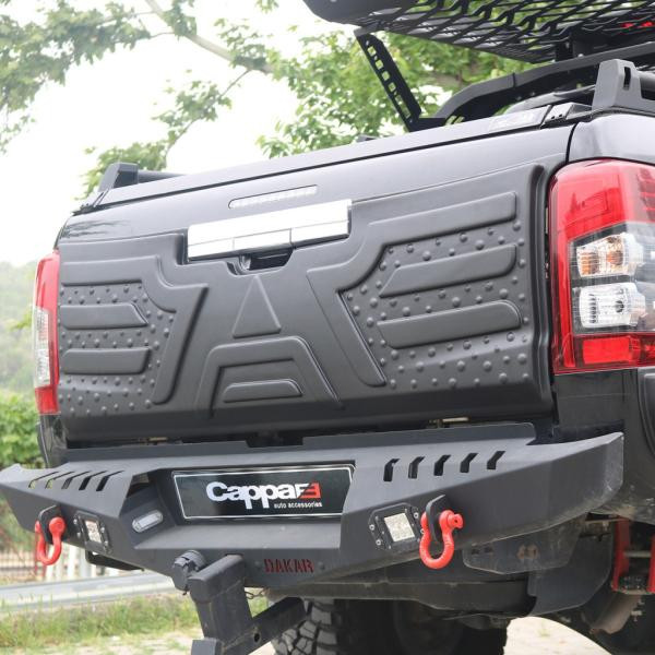 Купити Пластикова накладка на кришку багажника для Mitsubishi L200 2015-2024 рр