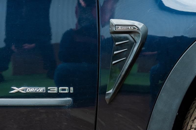 Купити Універсальні вентиляційні накладки на крила тип-C (імітація, 2 шт, гума)