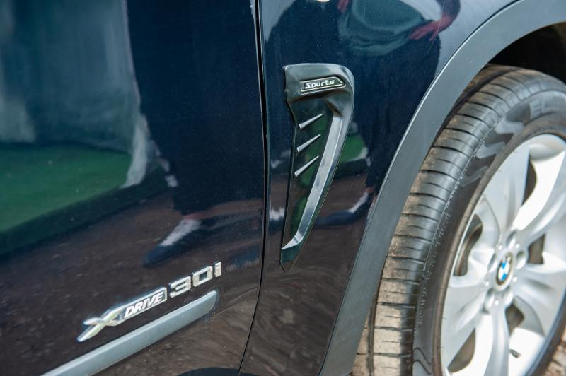 Купити Універсальні вентиляційні накладки на крила тип-C (імітація, 2 шт, гума)