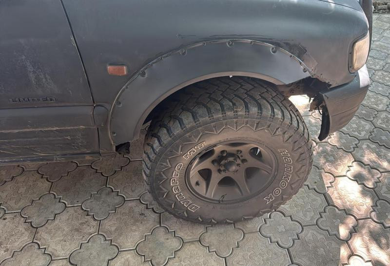 Купить Универсальные накладки на арки UNIV-034 (4шт, ABS-пластик, черные)