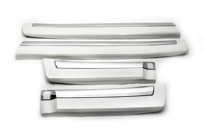 Купити Комплект дверних молдингів (2008-2016) Білий колір (BKT) для Toyota Land Cruiser 200