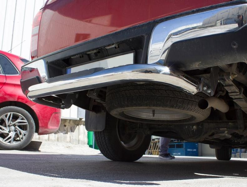 Купити Задній захист Amazon Silver (76 мм, нерж) для Isuzu D-Max 2019- рр