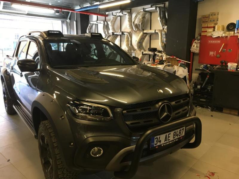 Купити Спойлер лобового скла (Око орла, під фарбування) для Mercedes X class