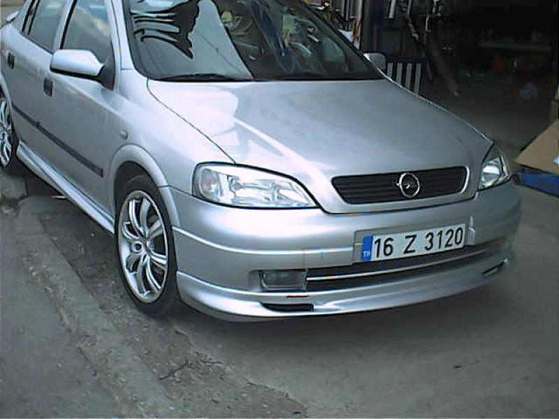 Купити Передня нижня накладка Sedan (під фарбування) для Opel Astra G classic 1998-2012 рр