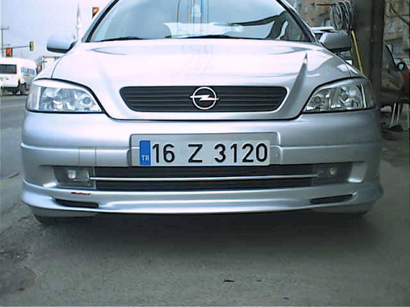 Купити Передня нижня накладка Sedan (під фарбування) для Opel Astra G classic 1998-2012 рр