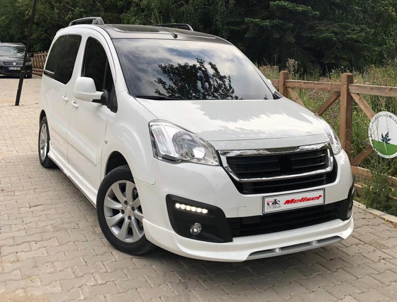 Купить Передняя юбка 2015-2018 (под покраску) для Peugeot Partner Tepee