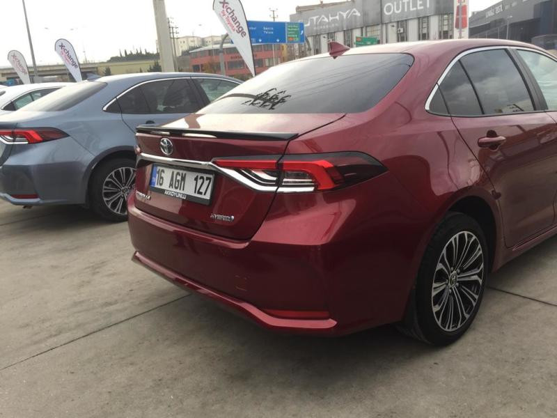 Купити Спойлер (Meliset, під фарбування) для Toyota Corolla 2019- рр