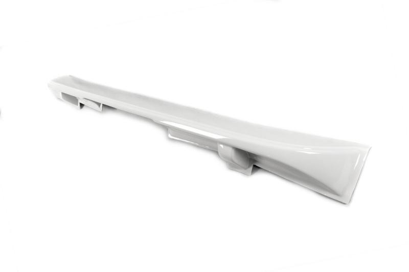 Купити Спойлер (під фарбування) для Toyota Hilux 2015- рр