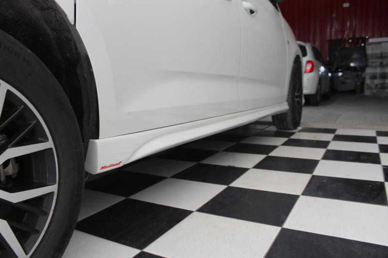 Купити Бокові пороги Meliset (під фарбування) Коротка база для Volkswagen Caddy 2020- рр