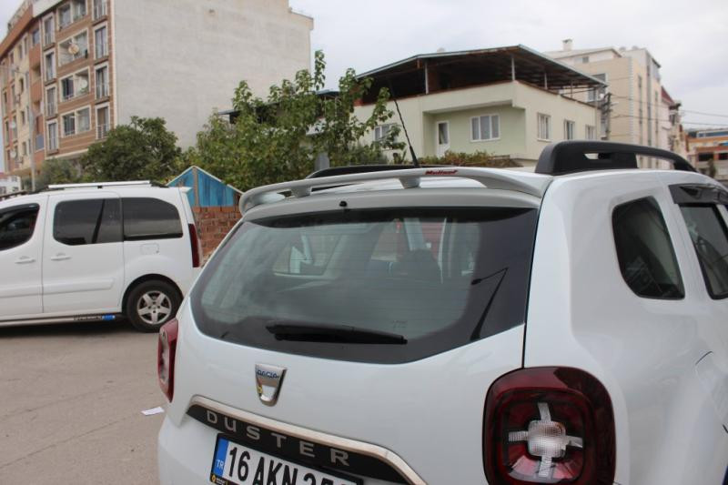 Купити Спойлер Meliset V2 (під фарбування) для Renault Duster 2018-2024 рр