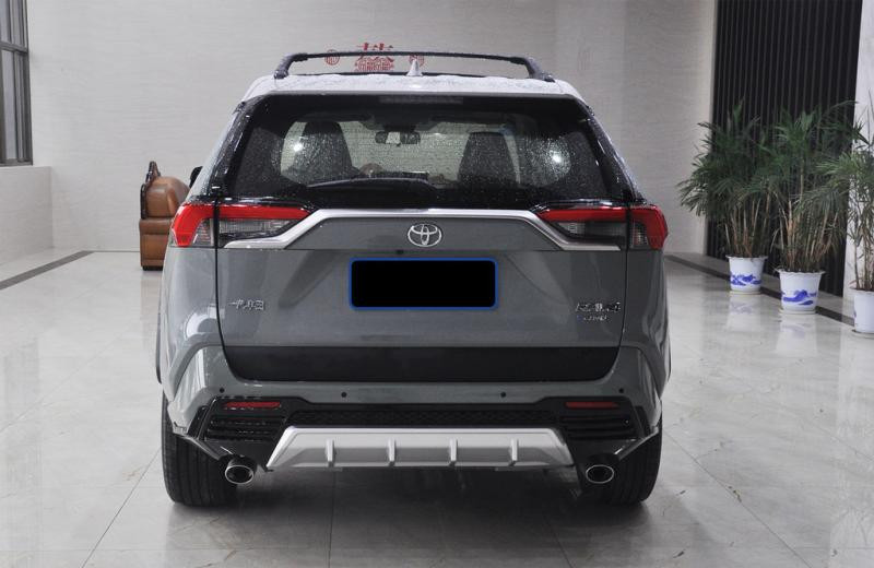 Купити Задній бампер TRD для Toyota Rav 4 2019- рр