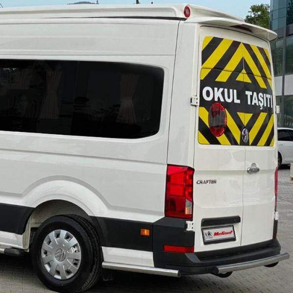 Купити Спойлер (під фарбування) для Volkswagen Crafter 2016- рр