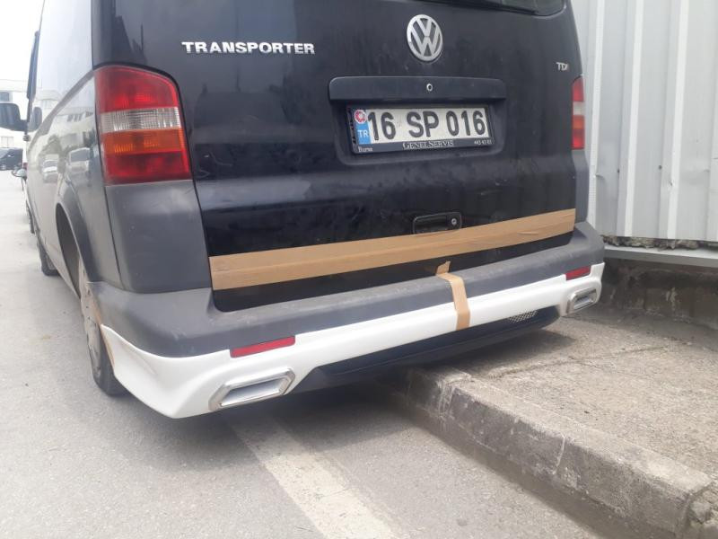 Купить Задняя нижняя накладка Sport 3 (под покраску) для Volkswagen T5 2010-2015 гг