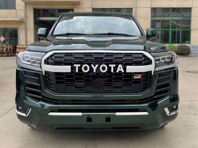 Купить Комплект рестайлинга на LC 300 GR для Toyota Land Cruiser 200