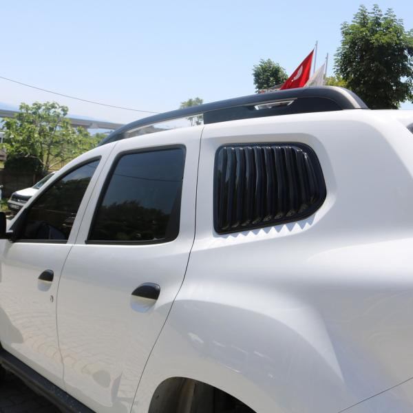 Купити Накладки на задні вікна EuroCap (2 шт, ABS) для Renault Duster 2018-2024 рр