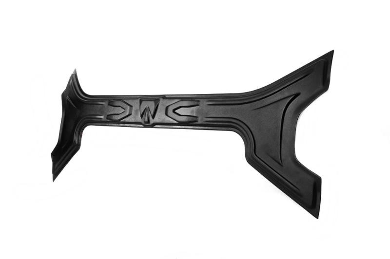 Купити Пластикова накладка на кришку багажника для Renault Duster 2008-2017 рр