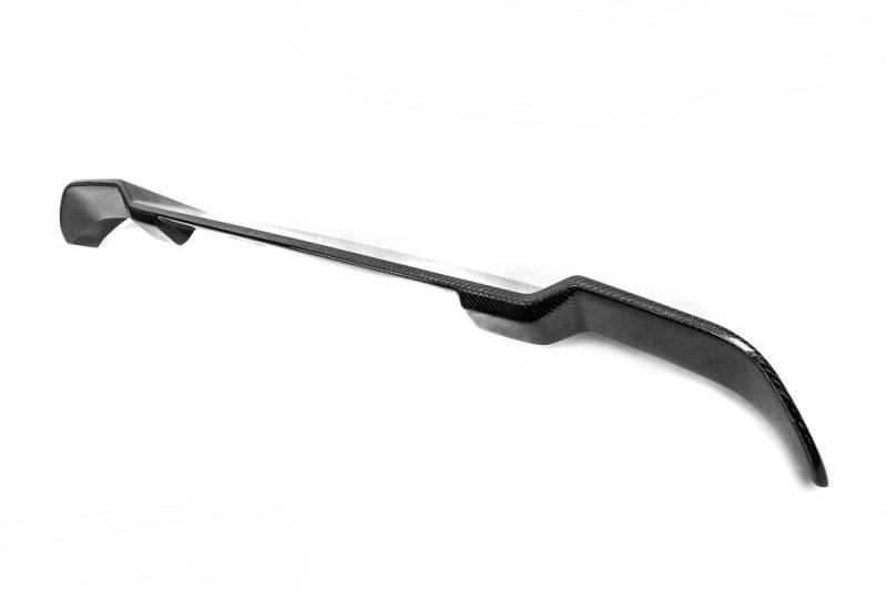 Купити Спойлер (карбон) для Land Rover Defender 2019- рр