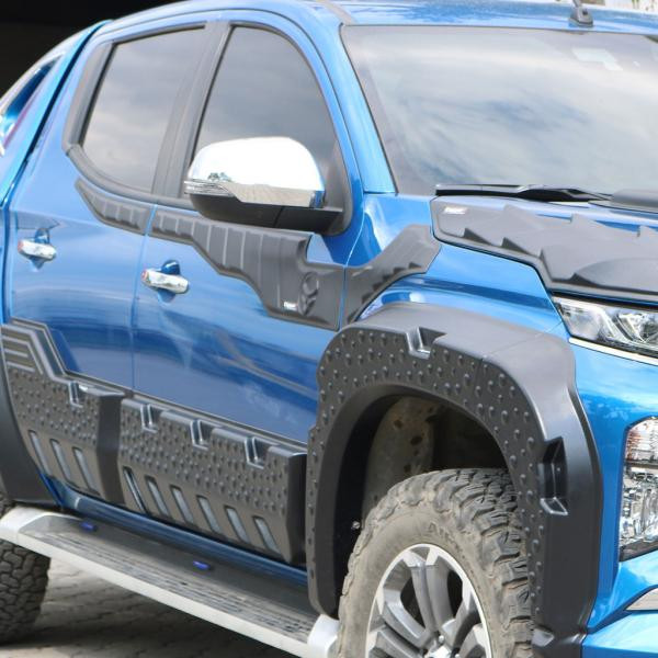 Купити Верхні молдинги дверей 2019-2025 (6 шт, ABS) для Mitsubishi L200 рр