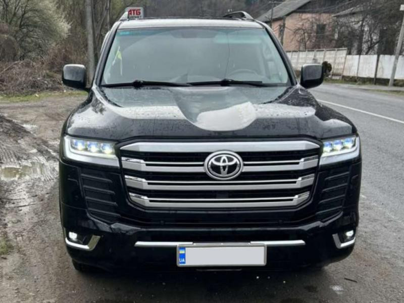 Купити Комплект рестайлінгу на LC 300 High-Line (Повний комплект) для Toyota Land Cruiser 200