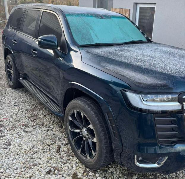 Купити Комплект рестайлінгу на LC 300 High-Line (Повний комплект) для Toyota Land Cruiser 200