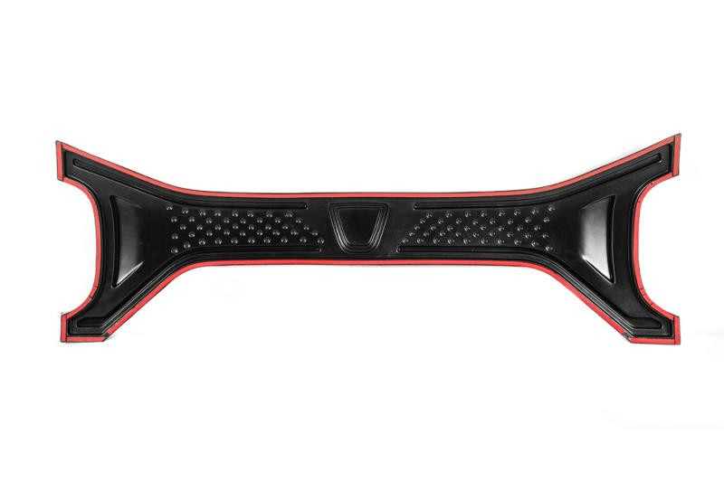 Купить Пластиковая накладка на крышку багажника (1 деталь) для Renault Duster 2018-2024 гг