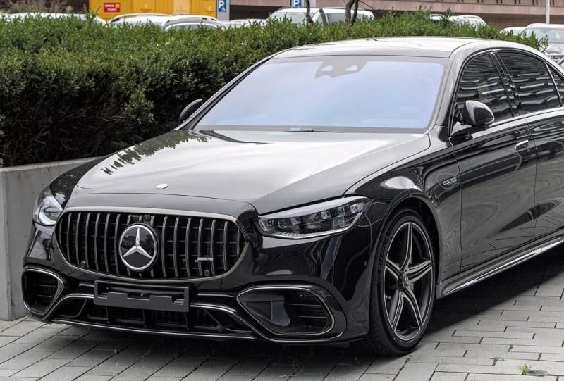 Купить Комплект обвесов AMG S63 с боковыми порогами. для Mercedes S-сlass W223