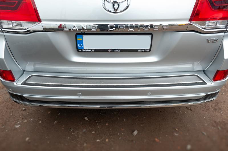 Купить Планка над номером OEM (2016-2025) для Toyota Land Cruiser 200