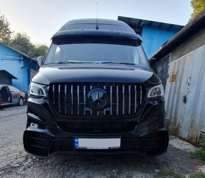 Купити Передній бампер з решіткою V2 (AMG) для Mercedes Sprinter W907/W910 2018- рр