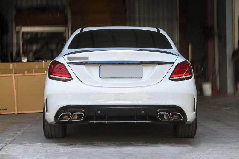 Купити Комплект обвісів з дифузором (AMG C63-designs 2018-2021) для Mercedes C-сlass W205 рр