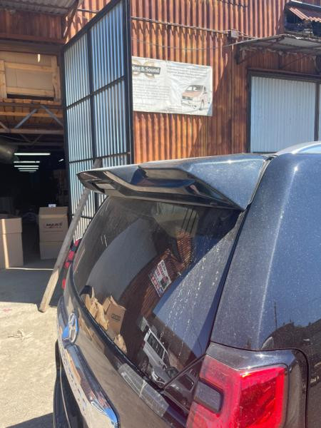 Купить Спойлер вставка (этаж родного спойлера) Черный цвет для Toyota Land Cruiser Prado 150