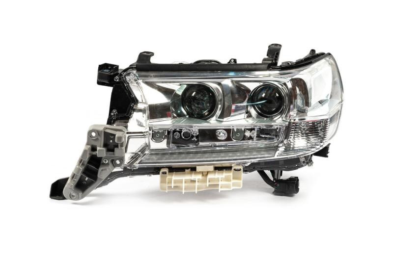 Купить Передняя фара левая 2016-2025 (оригинал) для Toyota Land Cruiser 200